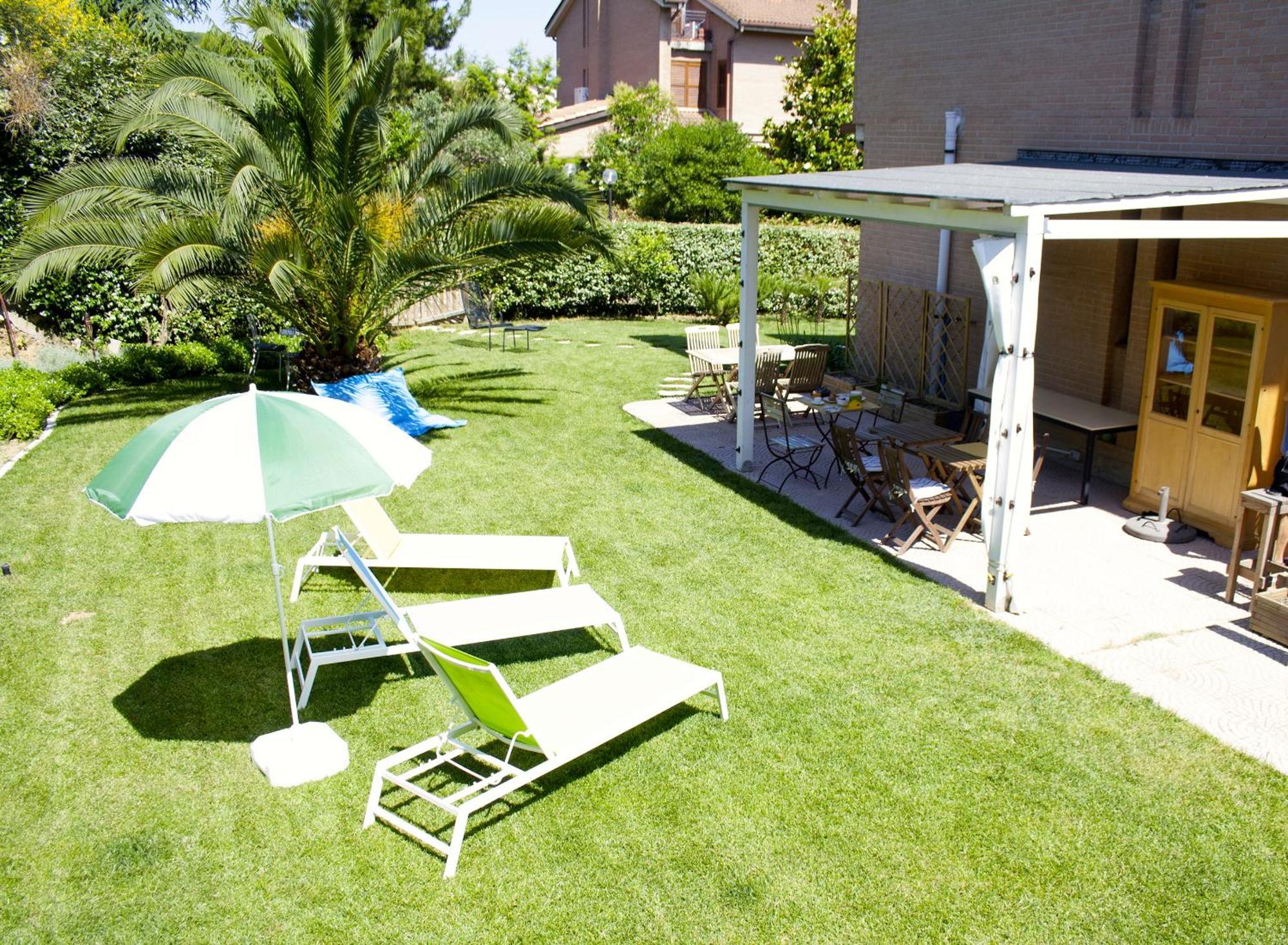 B&B Nature Colors Civitanova Marche Exterior foto